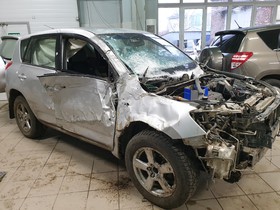Кузовной ремонт Toyota Rav 4 в Уфе